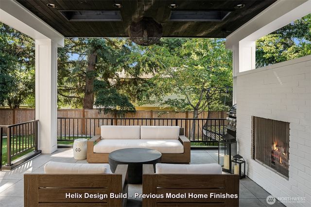 2965 74th Avenue SE, Mercer Island, WA 98040