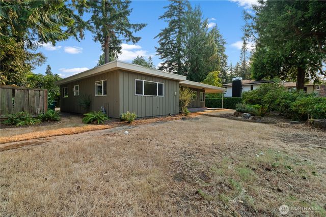 2965 74th Avenue SE, Mercer Island, WA 98040