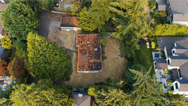 2965 74th Avenue SE, Mercer Island, WA 98040
