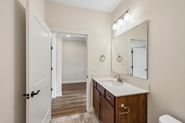 1423 Victory Lane NE, Isanti, MN 55040