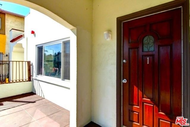 2025 3rd Avenue, Los Angeles, CA 90018