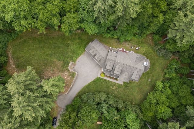 24 Wayside Inn Rd, Framingham, MA 01701