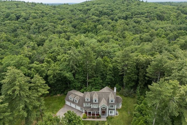 24 Wayside Inn Rd, Framingham, MA 01701