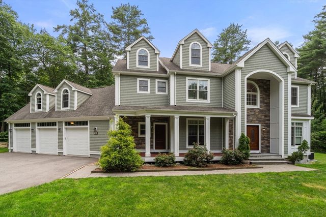 24 Wayside Inn Rd, Framingham, MA 01701