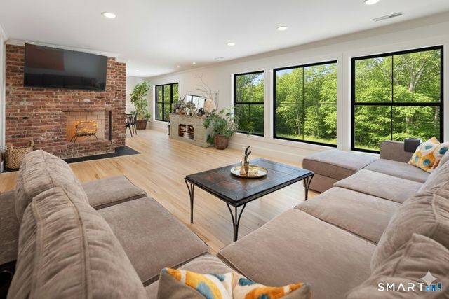 2 Charcoal Lane, Westport, CT 06880