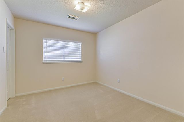 5329 Morgan Oak Drive, Alvin, TX 77511