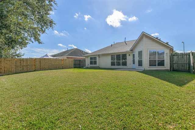 5329 Morgan Oak Drive, Alvin, TX 77511