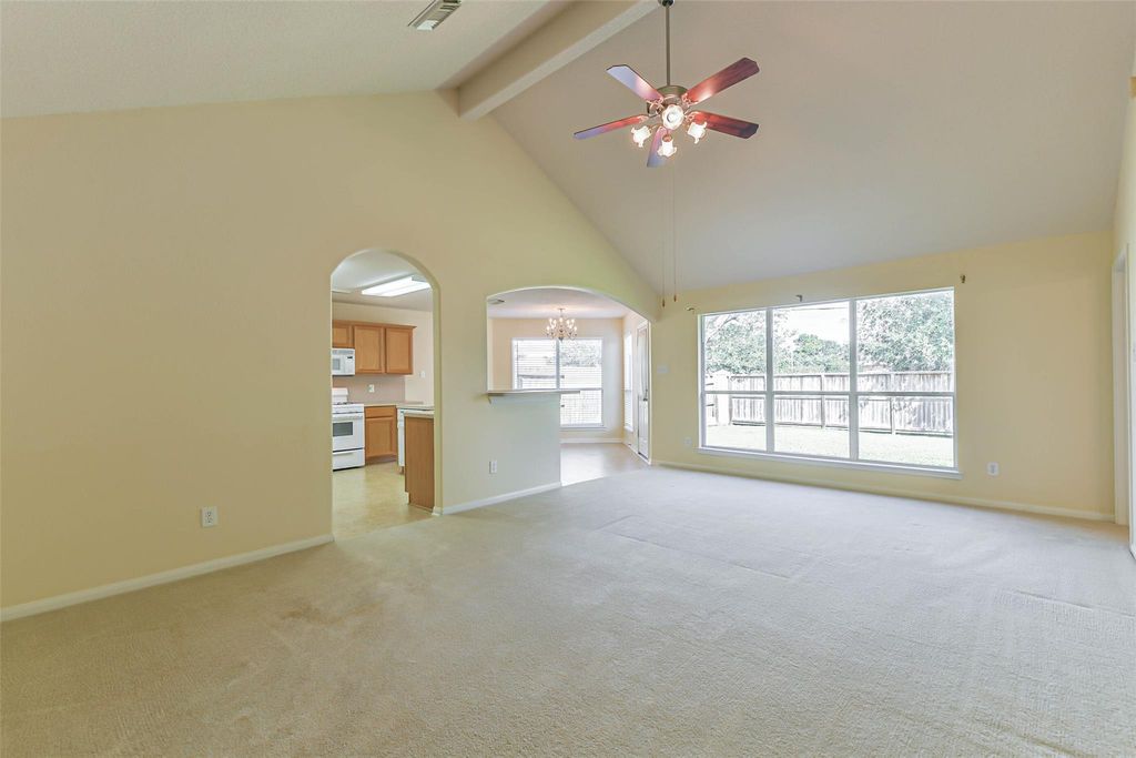 5329 Morgan Oak Drive, Alvin, TX 77511