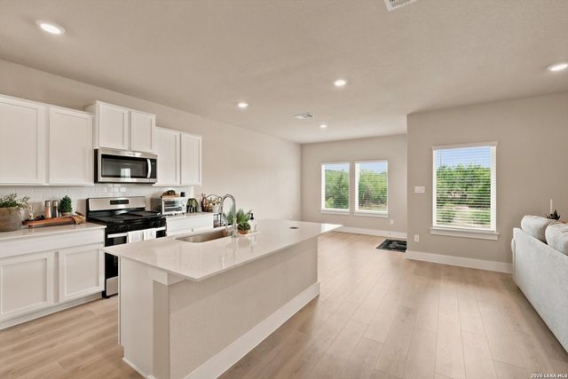 29011 Rock Canyon, Bulverde, TX 78163