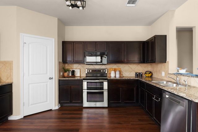 3301 Ortman DR, Pflugerville, TX 78660