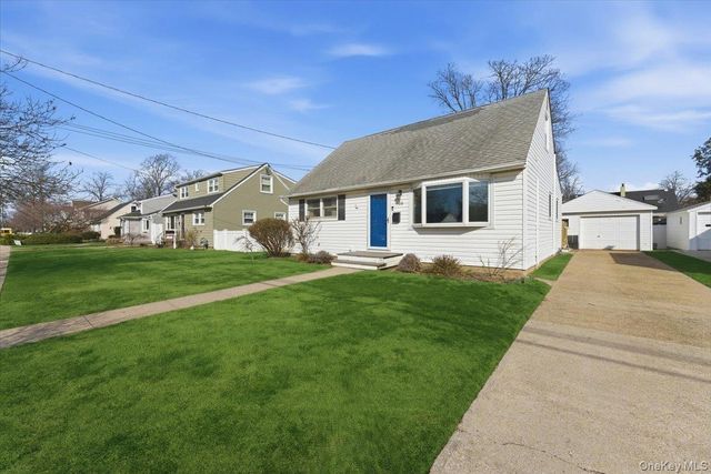 308 Moore Avenue, Oceanside, NY 11572