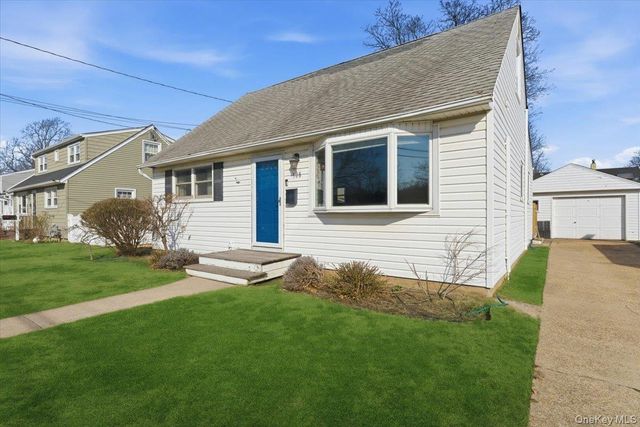 308 Moore Avenue, Oceanside, NY 11572