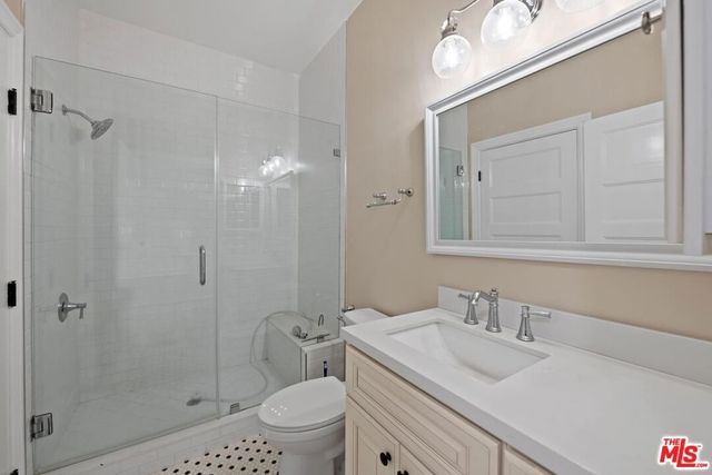 1238 S Bonnie Brae Street, Los Angeles, CA 90006