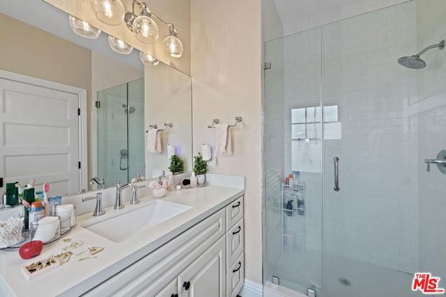 1238 S Bonnie Brae Street, Los Angeles, CA 90006