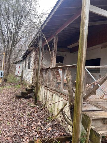 1075 Tennessee 27 Scenic, Whitwell, TN 37397