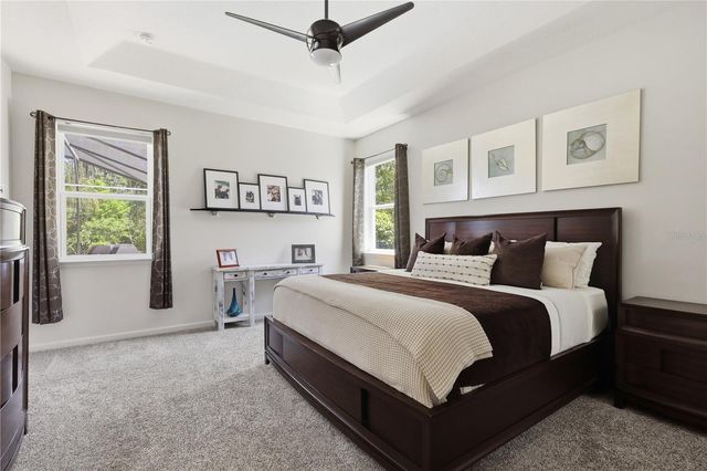 124 S HUMMINGBIRD PLACE, Palm Coast, FL 32164