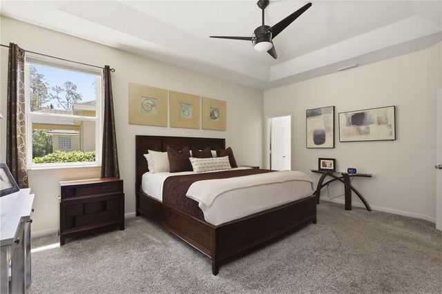 124 S HUMMINGBIRD PLACE, Palm Coast, FL 32164