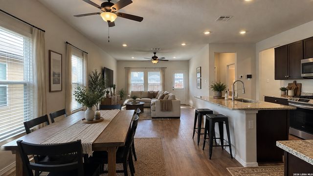 2924 PANTHER SPG, New Braunfels, TX 78130