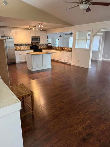641 NW Billiar Avenue, Port St. Lucie, Port St Lucie, FL 34983