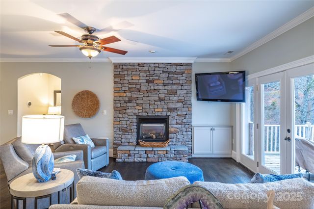 46827 Tall Whit Road, New London, NC 28127