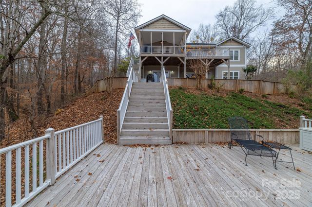 46827 Tall Whit Road, New London, NC 28127