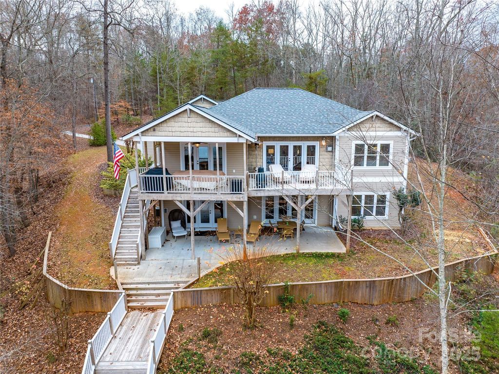46827 Tall Whit Road, New London, NC 28127