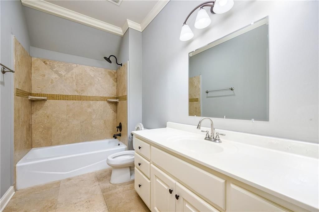 Image 41 of property listing at 2760 Sugarloaf Club Drive, Duluth, GA 30097