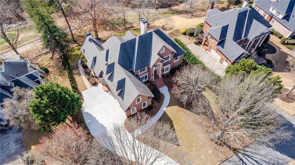 Image 65 of property listing at 2760 Sugarloaf Club Drive, Duluth, GA 30097