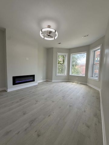 6039 S Eberhart Avenue 1, Chicago, IL 60637