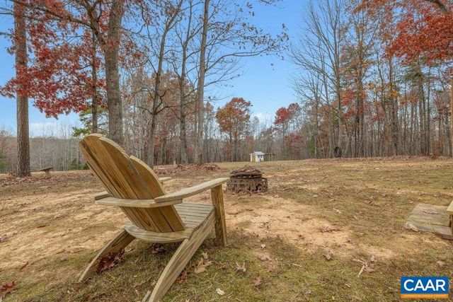 2615 DUCKS LAKE RIDGE RD, Scottsville, VA 24590