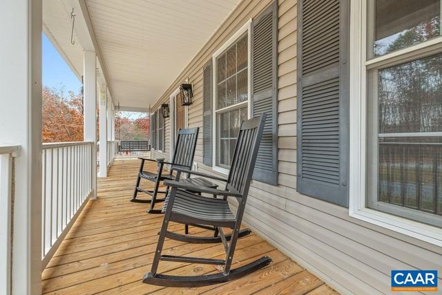 2615 DUCKS LAKE RIDGE RD, Scottsville, VA 24590