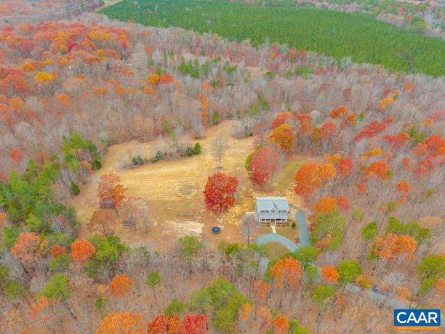 2615 DUCKS LAKE RIDGE RD, Scottsville, VA 24590