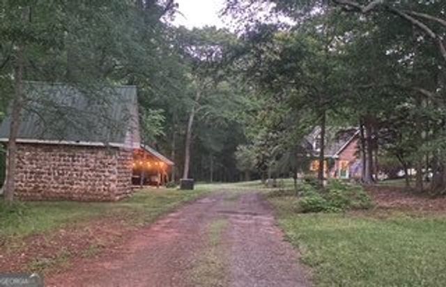 919 Arnold Bottoms Road, Comer, GA 30629