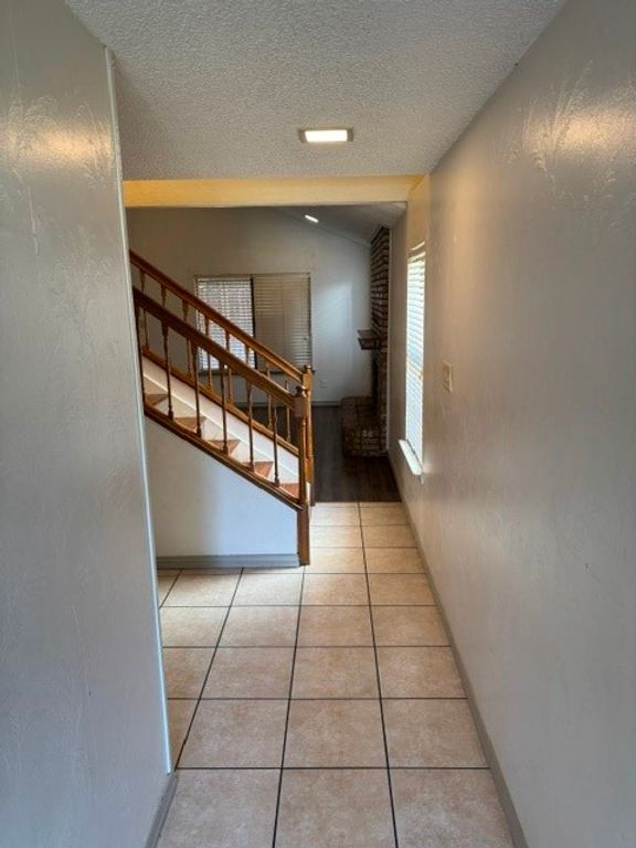 1432 Palmnold Circle W, Fort Worth, TX 76120 — photo 2