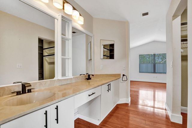 6817 Barnwell Drive, Boynton Beach, FL 33437