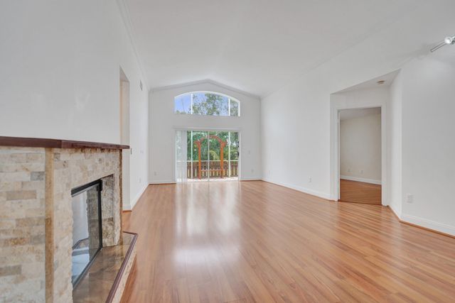 6817 Barnwell Drive, Boynton Beach, FL 33437