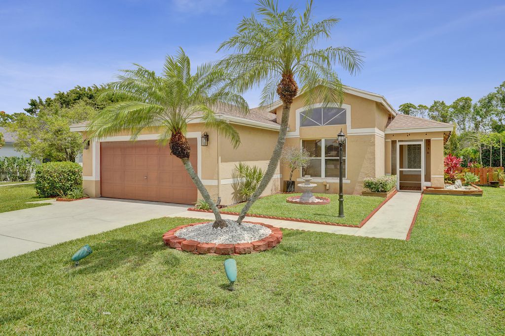 6817 Barnwell Drive, Boynton Beach, FL 33437