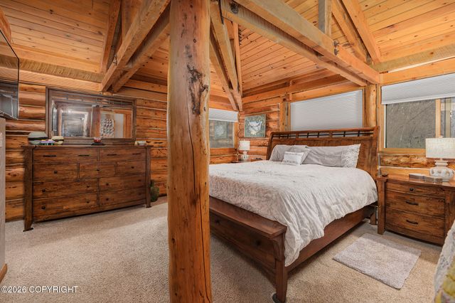 6770 W Leckwold Drive, Wasilla, AK 99623