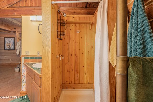 6770 W Leckwold Drive, Wasilla, AK 99623
