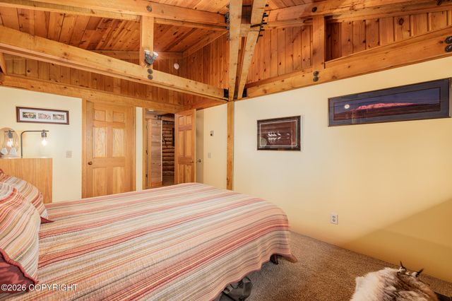 6770 W Leckwold Drive, Wasilla, AK 99623