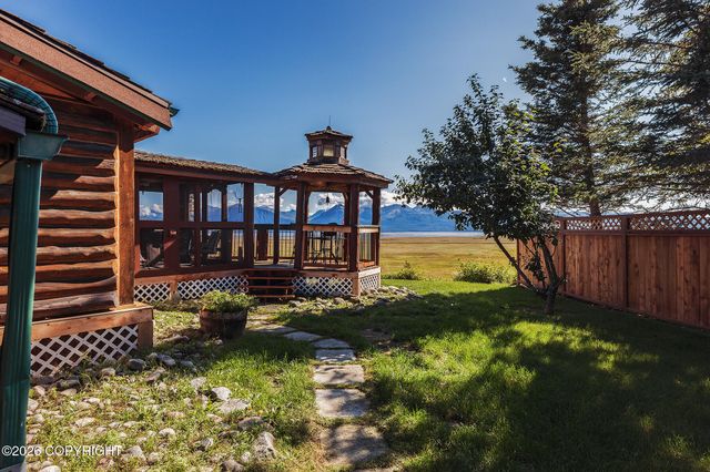 6770 W Leckwold Drive, Wasilla, AK 99623