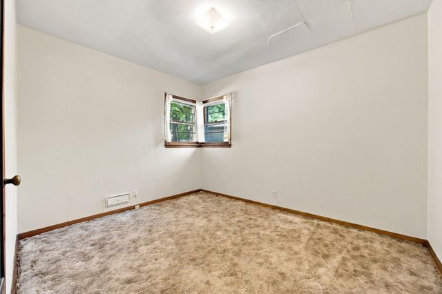 1507 14th Street S, Fargo, ND 58103