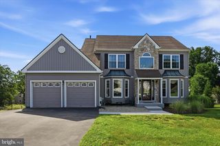 16 E EVANS WAY, Aston, PA 19014