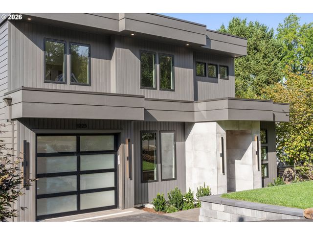 1225 SPRUCE St, Lake Oswego, OR 97034