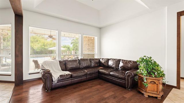 10500 Shady Glade Lane, Oklahoma City, OK 73151