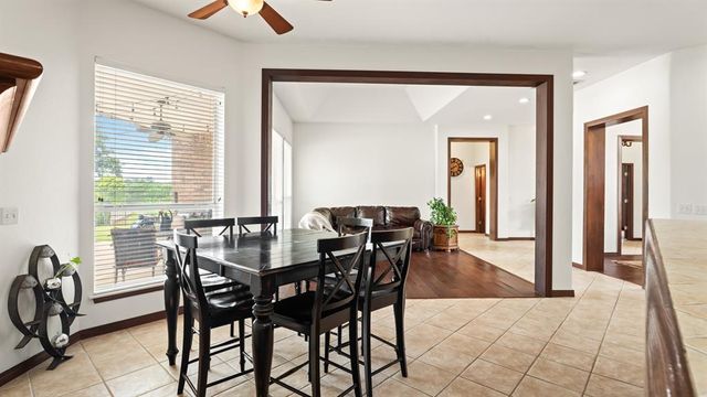 10500 Shady Glade Lane, Oklahoma City, OK 73151