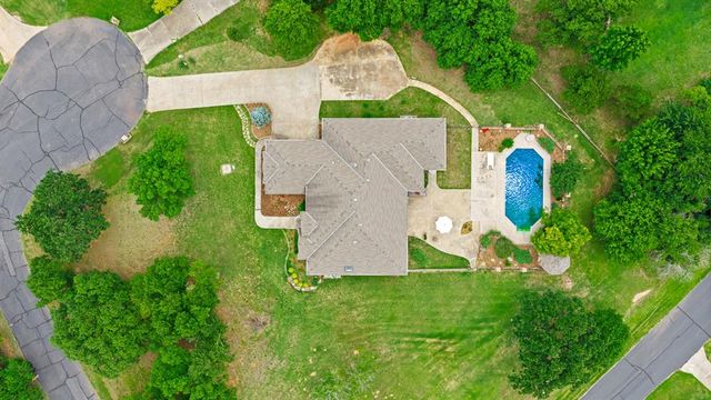 10500 Shady Glade Lane, Oklahoma City, OK 73151
