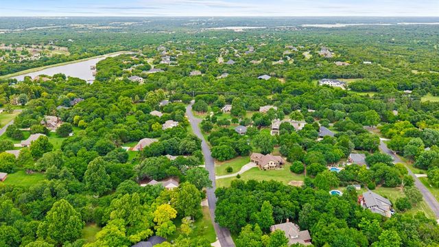 10500 Shady Glade Lane, Oklahoma City, OK 73151