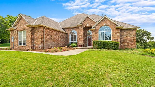 10500 Shady Glade Lane, Oklahoma City, OK 73151