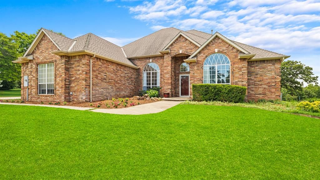 10500 Shady Glade Lane, Oklahoma City, OK 73151